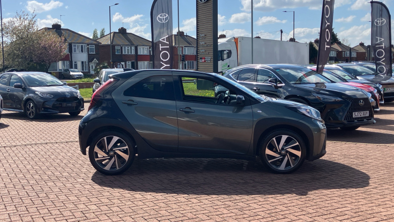 Toyota Aygo X 1.0 VVT-i Edge 5dr Petrol Hatchback